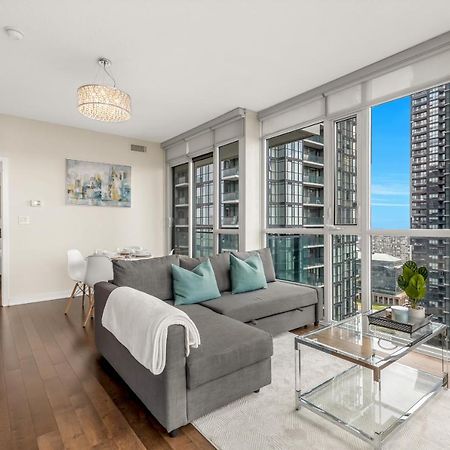 Ultra Luxurious 2.5 Bedroom 2 Full Bathroom 1 Parking Condo Near Sq1 Striking Views Mississauga Exterior foto