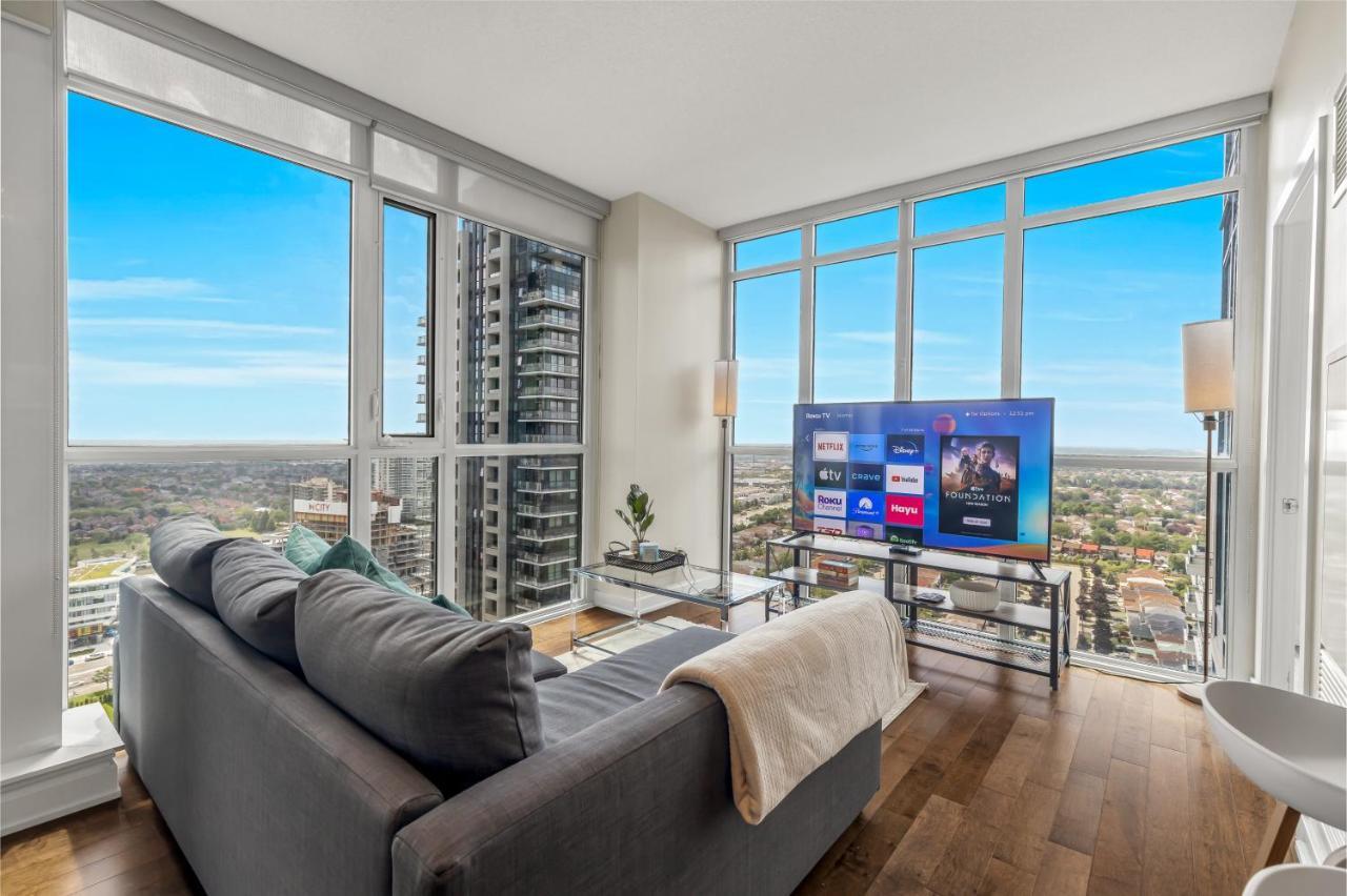 Ultra Luxurious 2.5 Bedroom 2 Full Bathroom 1 Parking Condo Near Sq1 Striking Views Mississauga Exterior foto